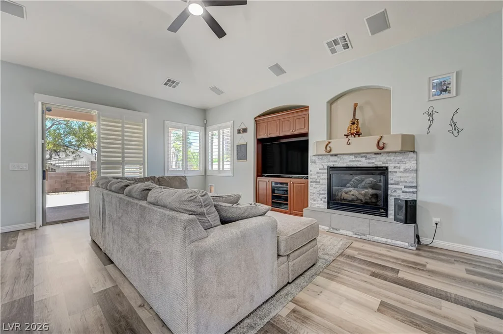 1353 Romanesca, Henderson, NV 89052