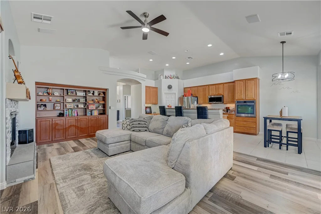 1353 Romanesca, Henderson, NV 89052