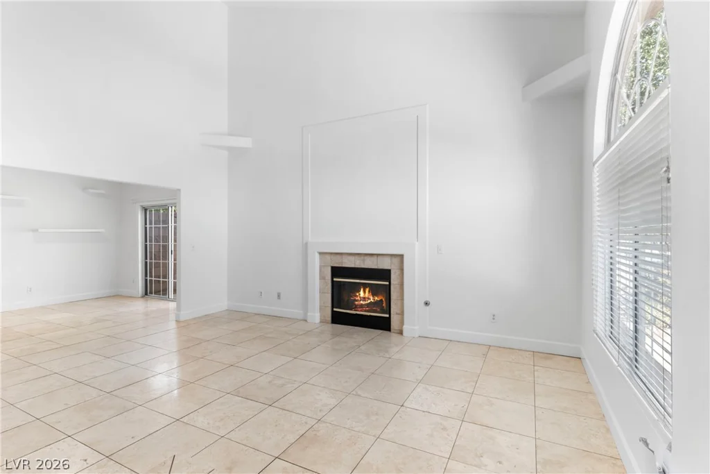 1633 Cave Spring, Henderson, NV 89014