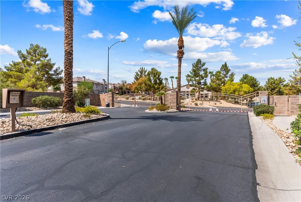 1633 Cave Spring, Henderson, NV 89014