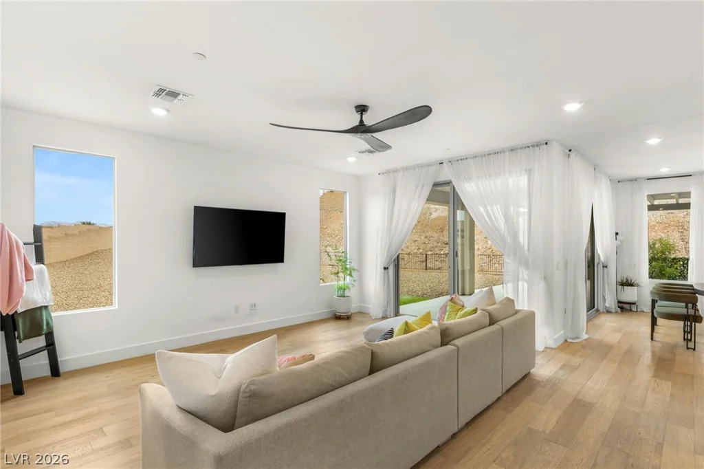 6 Sun Lily, Henderson, NV 89011
