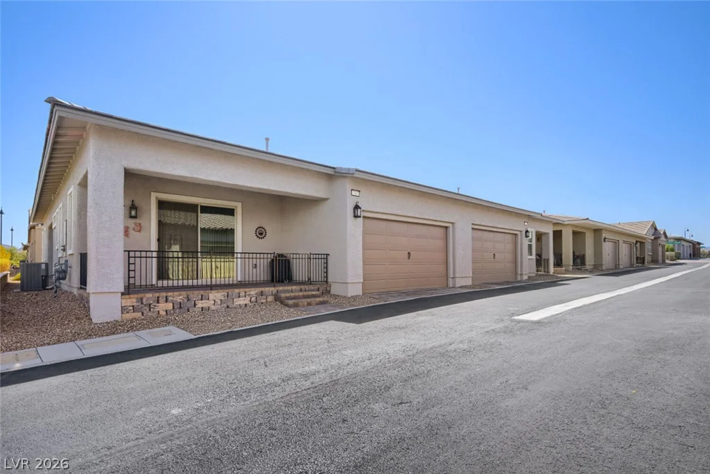 747 Orange Plume, Henderson, NV 89011