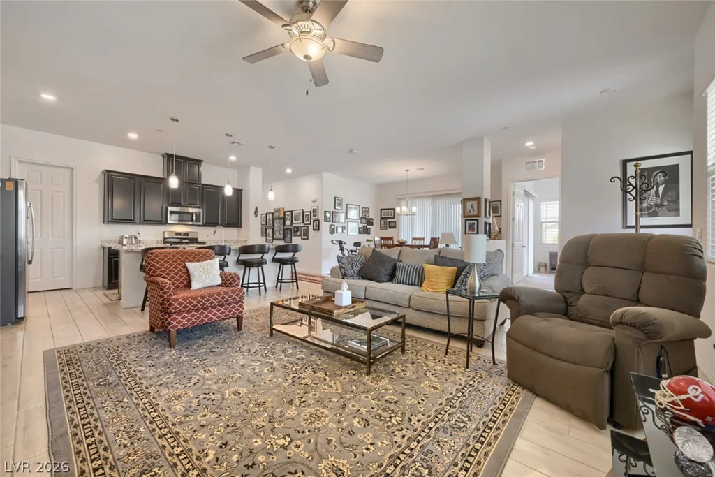 747 Orange Plume, Henderson, NV 89011