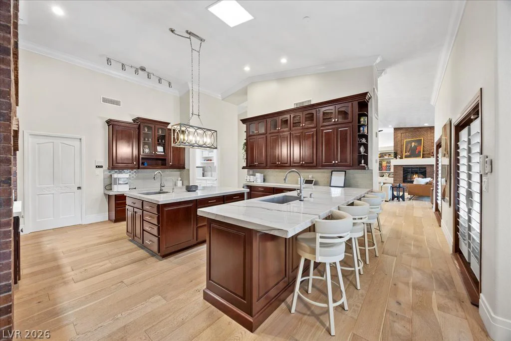 8180 Red Coach, Las Vegas, NV 89129