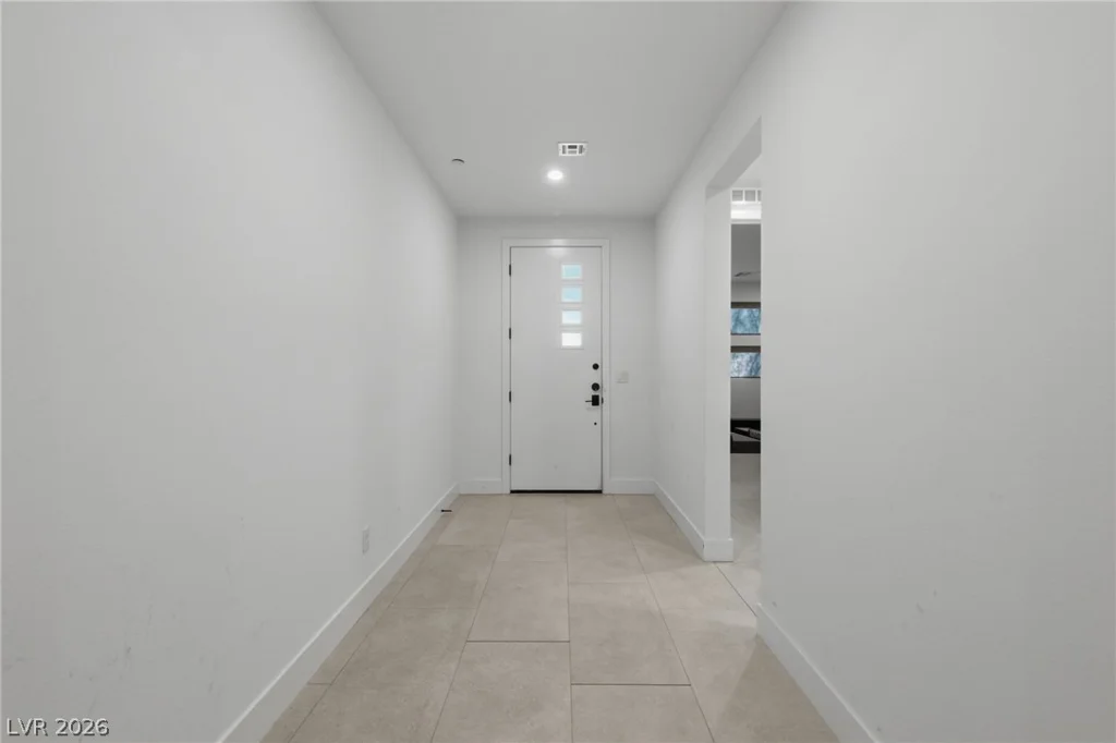 1944 Regal Bluff, Henderson, NV 89052