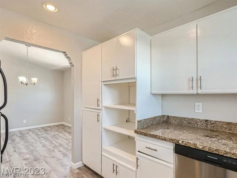 1411 Santa Margarita, Las Vegas, NV 89146