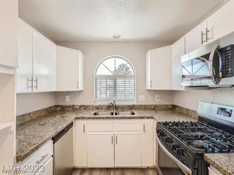 1411 Santa Margarita, Las Vegas, NV 89146