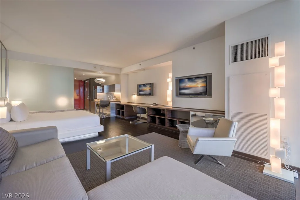 4381 Flamingo, Las Vegas, NV 89103