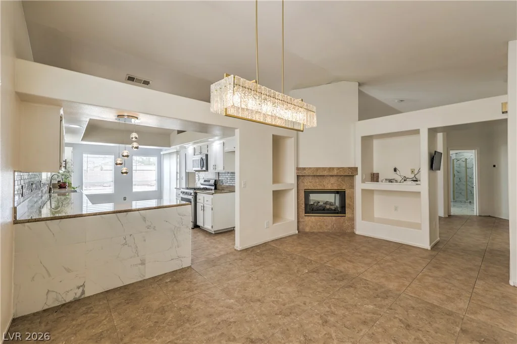 6124 Satre, North Las Vegas, NV 89031