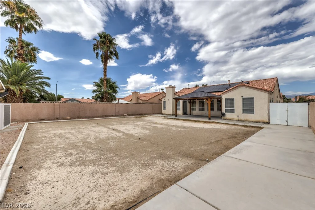 6124 Satre, North Las Vegas, NV 89031