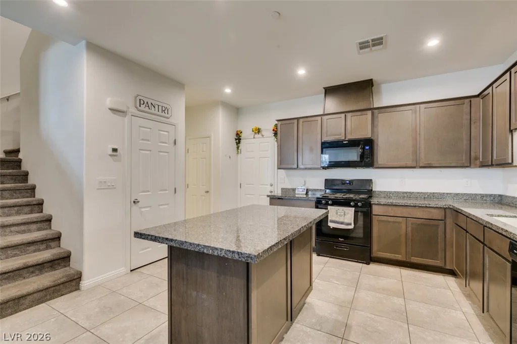 1200 Mission View, Henderson, NV 89002