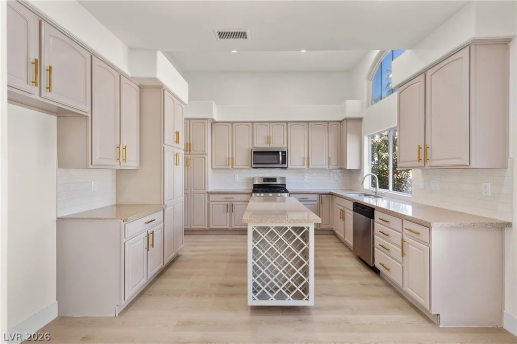 1700 Double Arrow, Las Vegas, NV 89128