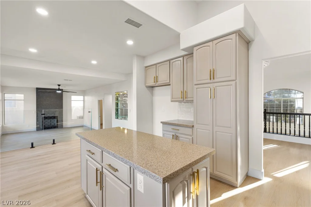 1700 Double Arrow, Las Vegas, NV 89128