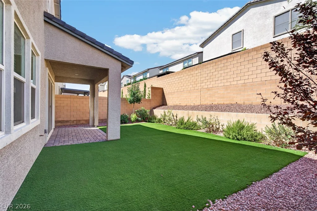 9075 Rolling Pietra, Las Vegas, NV 89166