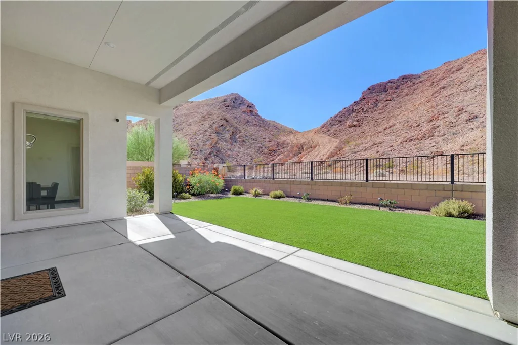 137 Mirage View, Henderson, NV 89011