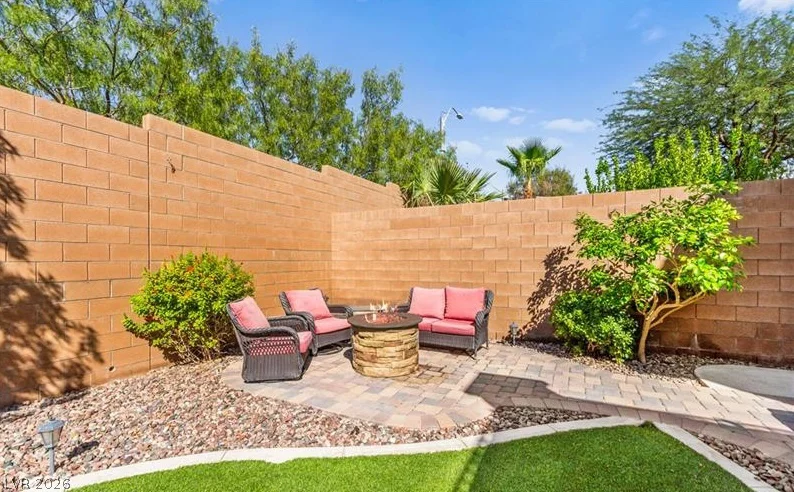 2808 Shadows Edge, Henderson, NV 89052