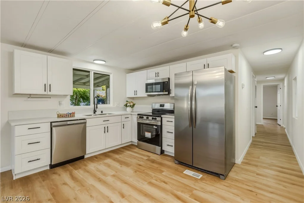 71 Vegas Valley, Pahrump, NV 89048