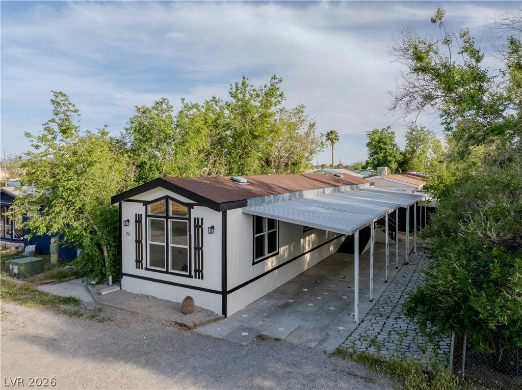 71 Vegas Valley, Pahrump, NV 89048