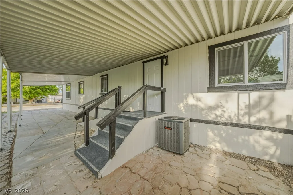 71 Vegas Valley, Pahrump, NV 89048