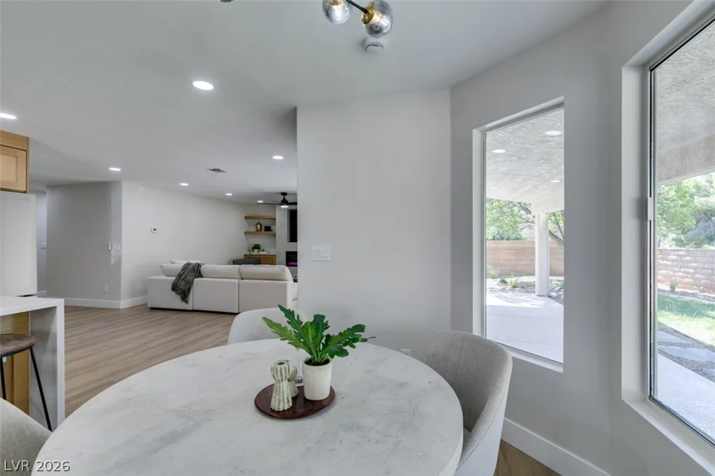 2729 Fire Water, Las Vegas, NV 89117
