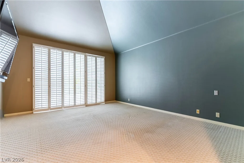 8240 Horseshoe Bend, Las Vegas, NV 89113
