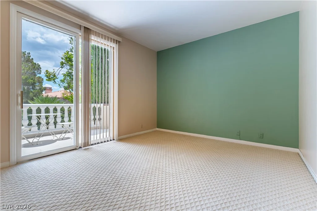 8240 Horseshoe Bend, Las Vegas, NV 89113