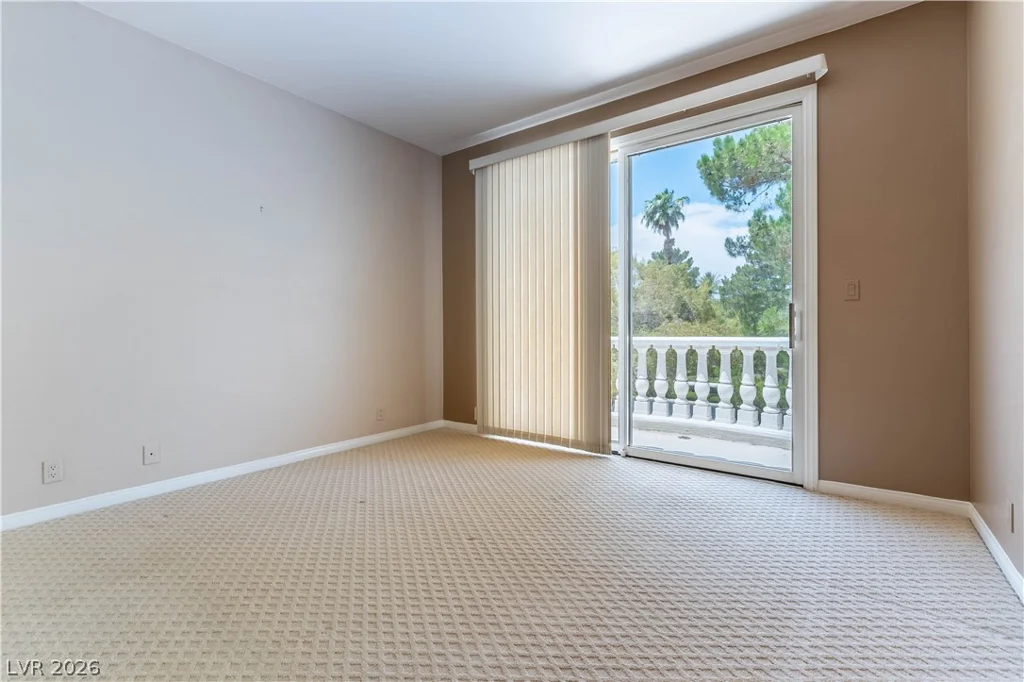8240 Horseshoe Bend, Las Vegas, NV 89113