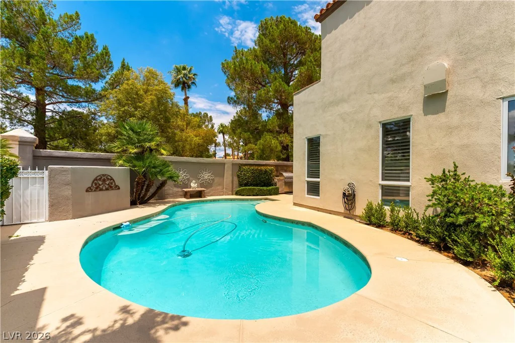 8240 Horseshoe Bend, Las Vegas, NV 89113