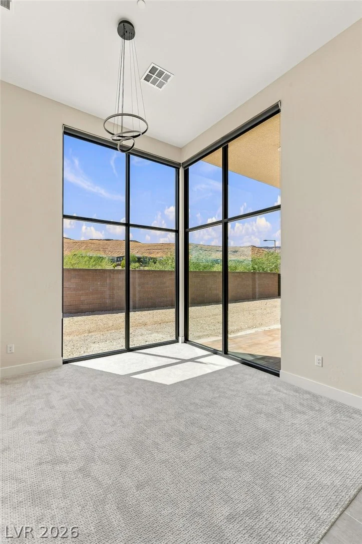 10865 Agate Cliffs, Las Vegas, NV 89135