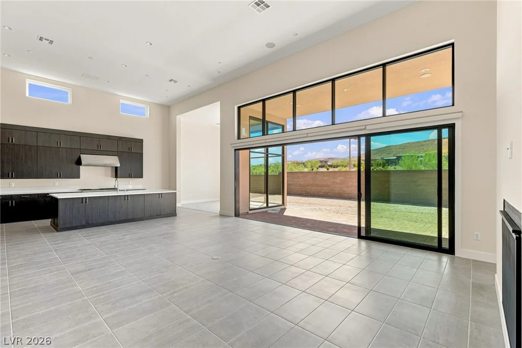 10865 Agate Cliffs, Las Vegas, NV 89135