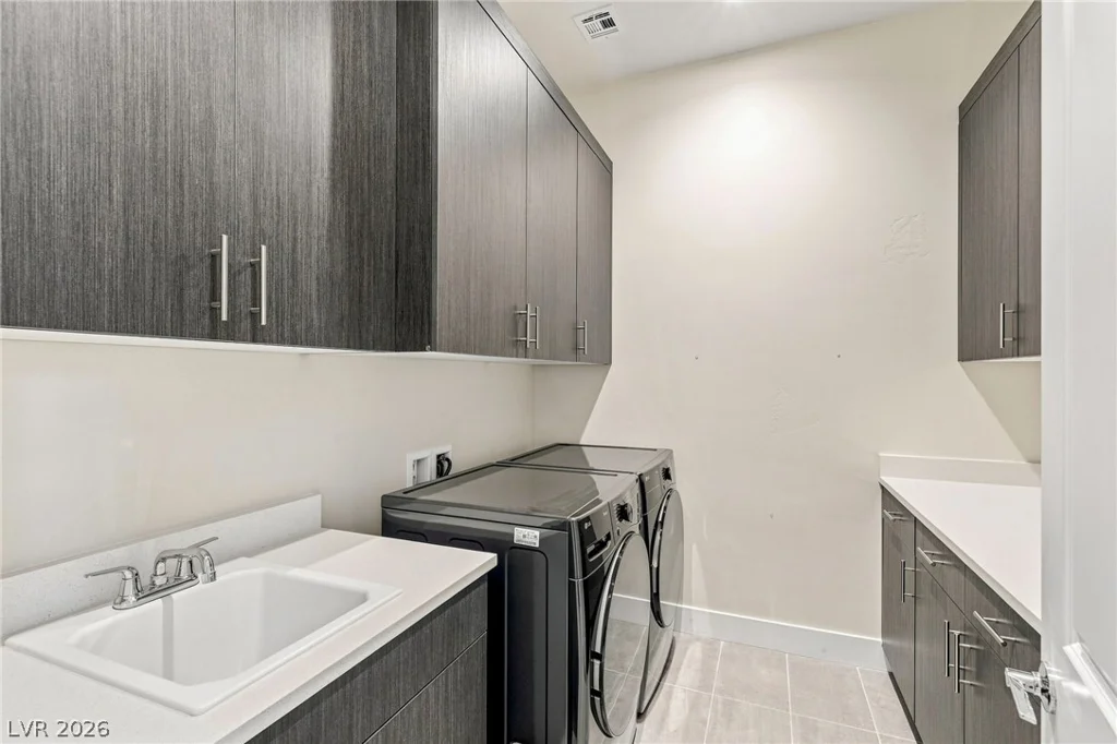 10865 Agate Cliffs, Las Vegas, NV 89135