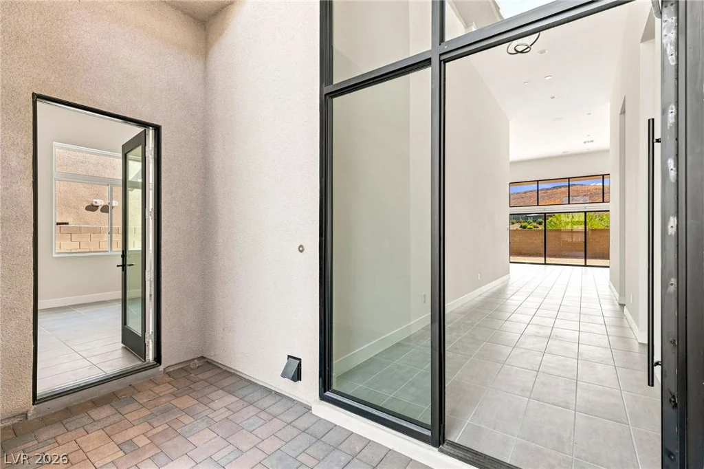 10865 Agate Cliffs, Las Vegas, NV 89135