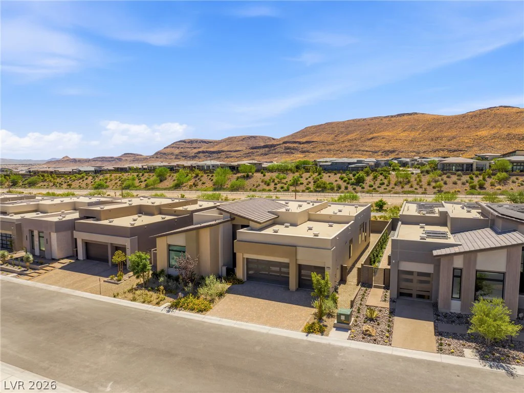 10865 Agate Cliffs, Las Vegas, NV 89135