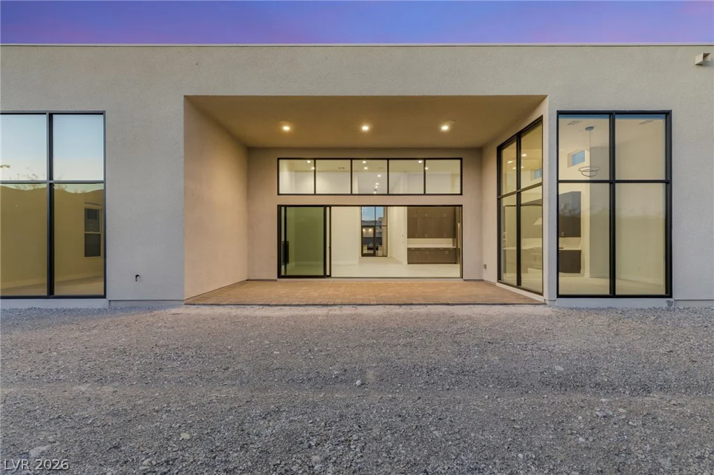 10865 Agate Cliffs, Las Vegas, NV 89135