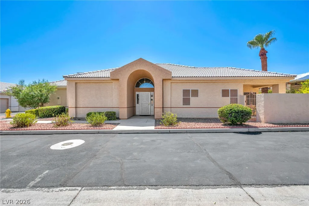 413 Fallwood, Las Vegas, NV 89107