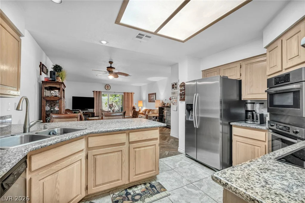 413 Fallwood, Las Vegas, NV 89107