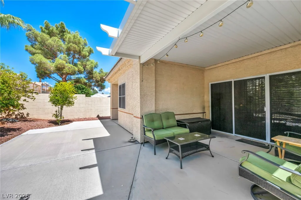 413 Fallwood, Las Vegas, NV 89107