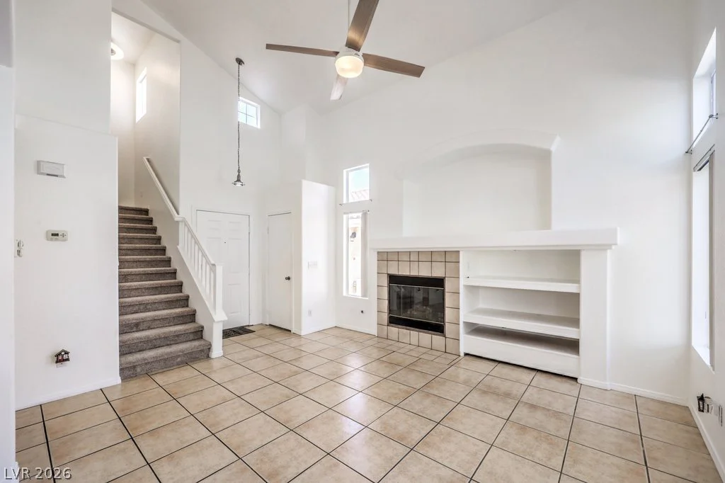 6112 Shallow Springs, Las Vegas, NV 89130