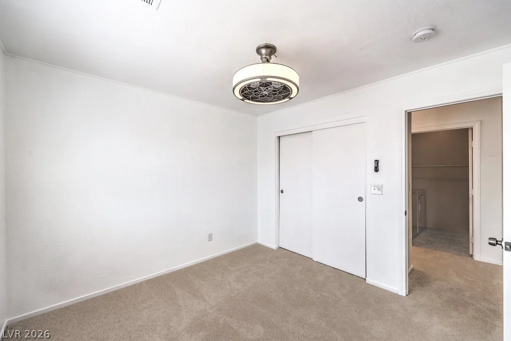 6112 Shallow Springs, Las Vegas, NV 89130