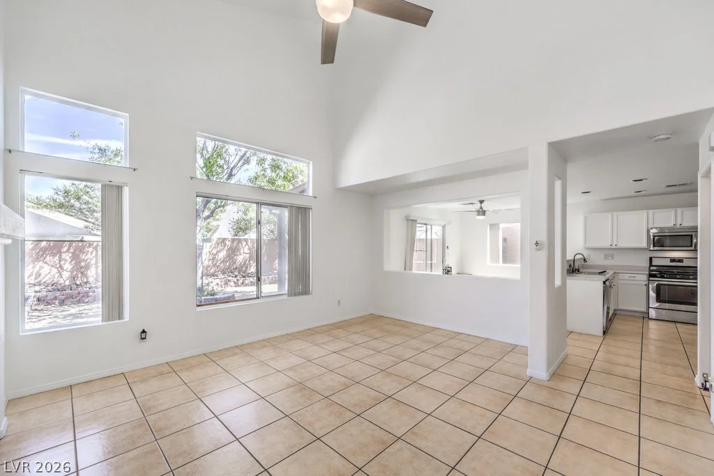 6112 Shallow Springs, Las Vegas, NV 89130