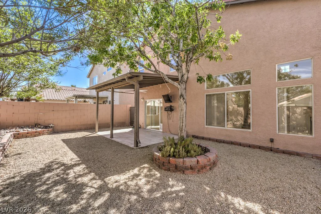6112 Shallow Springs, Las Vegas, NV 89130