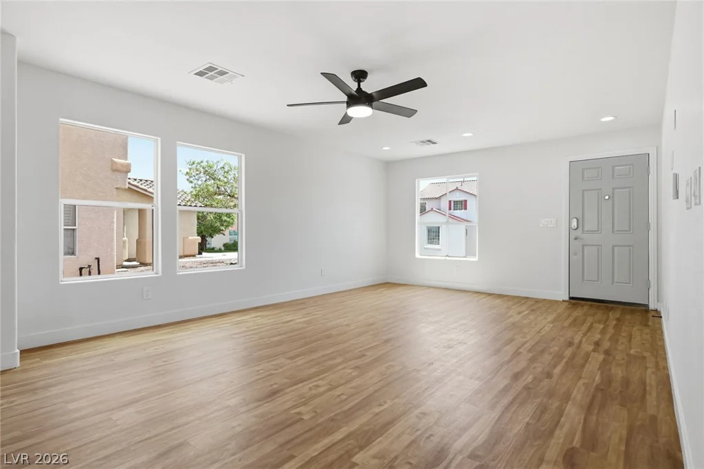 5044 Wild Buffalo, Las Vegas, NV 89131