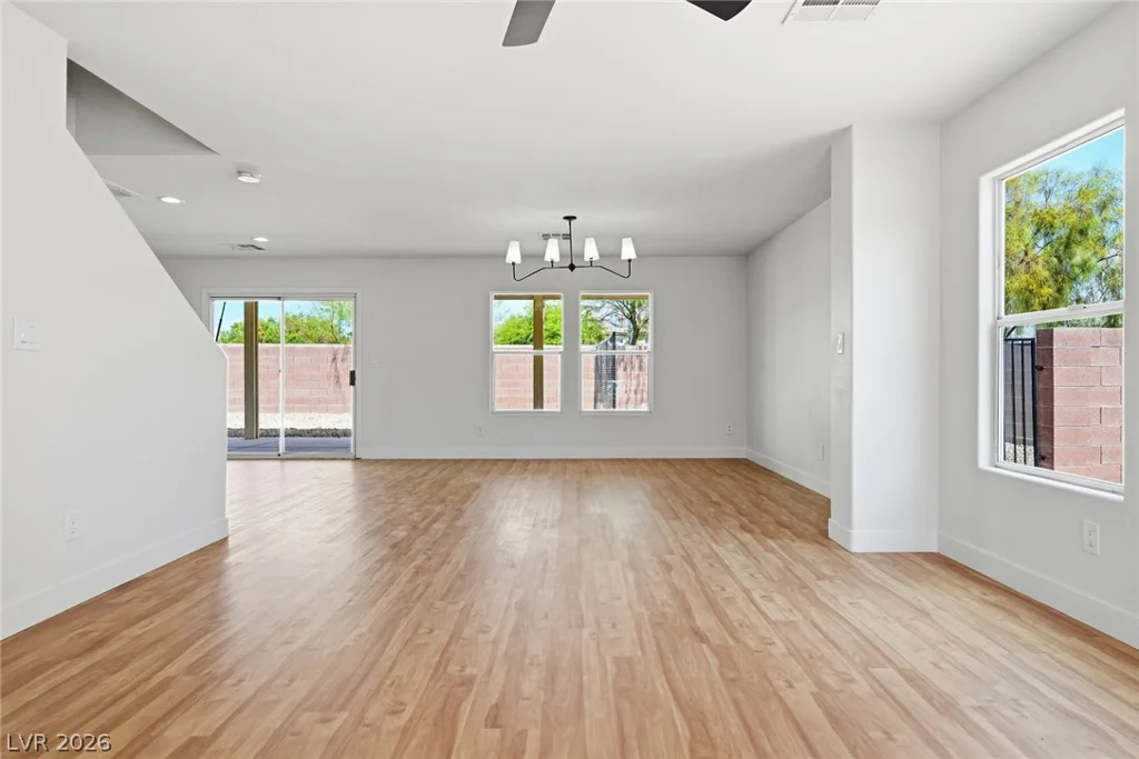 5044 Wild Buffalo, Las Vegas, NV 89131