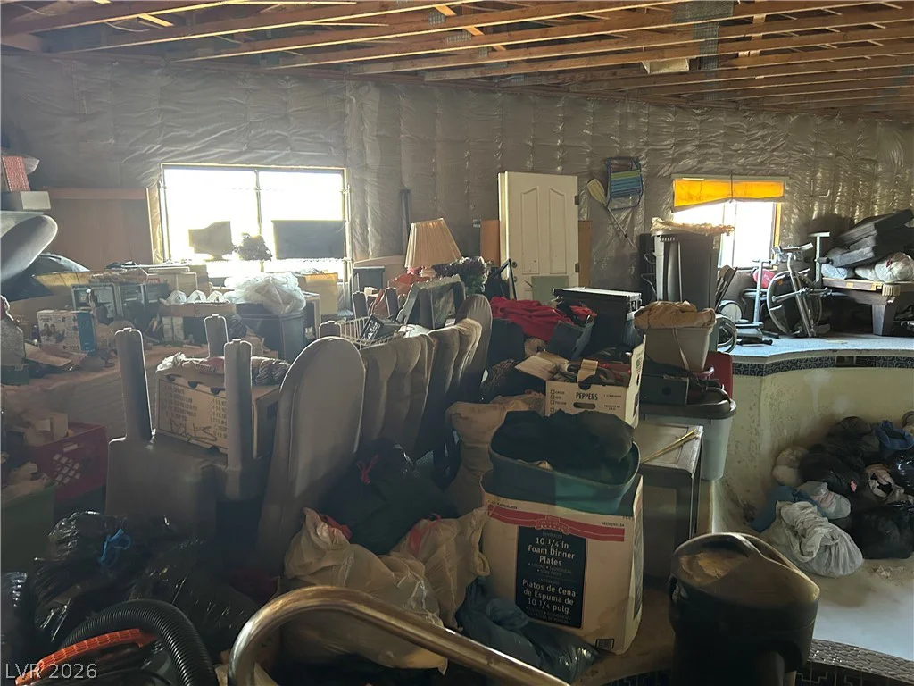 4624 Desert Inn, Las Vegas, NV 89121