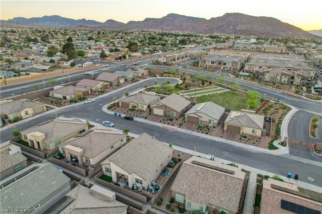 384 Aravalli Crest, Henderson, NV 89015