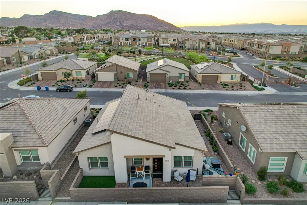 384 Aravalli Crest, Henderson, NV 89015