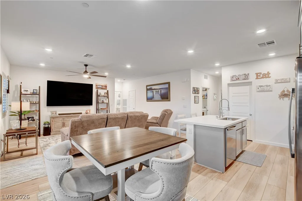 384 Aravalli Crest, Henderson, NV 89015