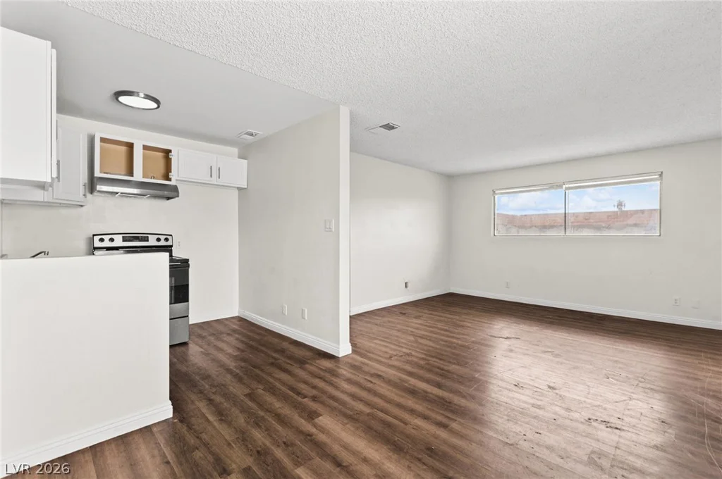 304 Orland, Las Vegas, NV 89107