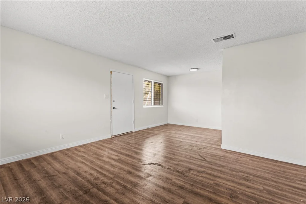 304 Orland, Las Vegas, NV 89107
