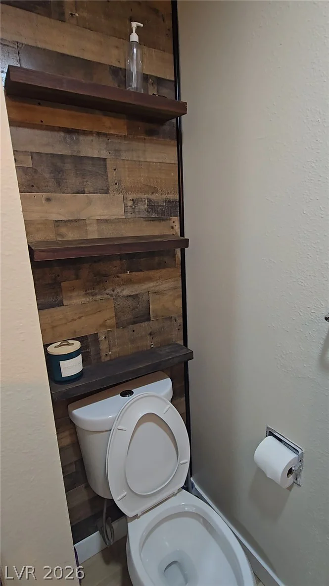 5837 Bromley, Las Vegas, NV 89107
